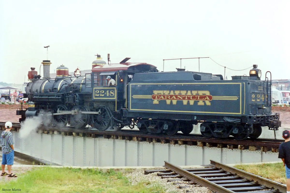 17894 tarantula train peak hours