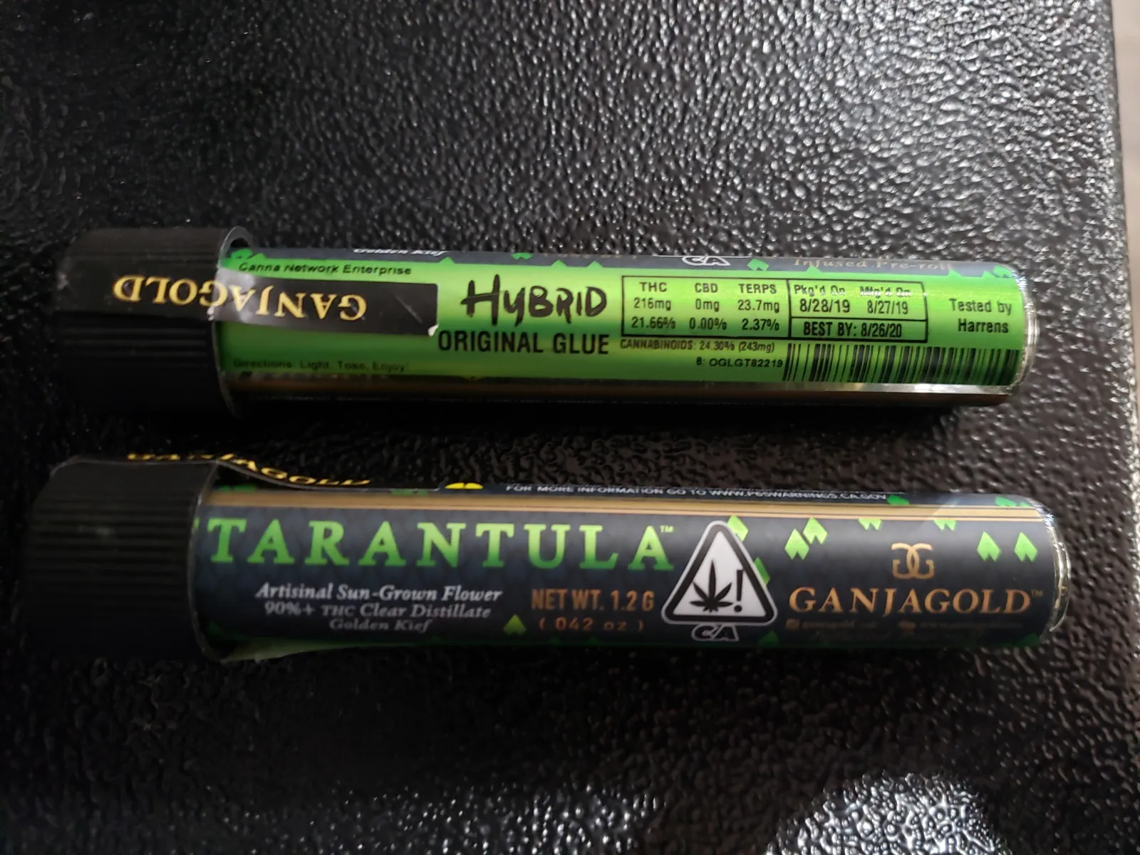 18038 ganjagold green tarantula feeding