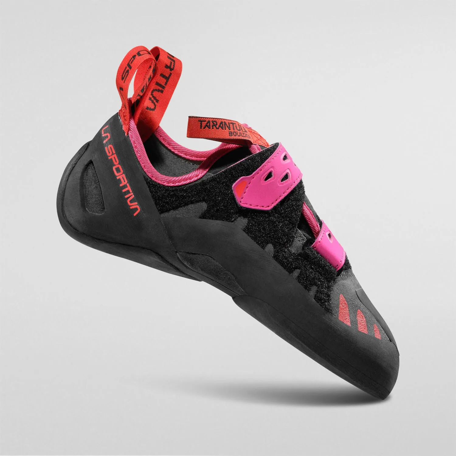 /img/18068-storing-climbing-shoes.webp